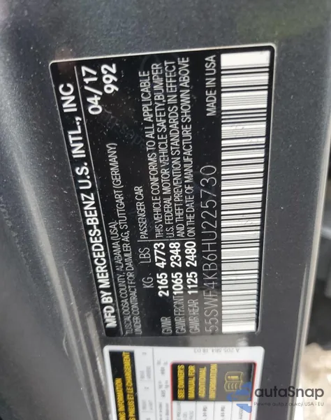 2017 Mercedes-Benz C 300 4Matic z USA, uszkodzony, nr VIN 55SWF4KB6HU225730